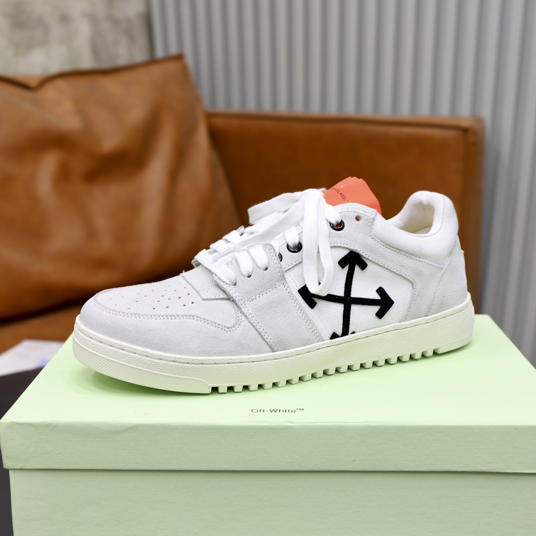 Off White sz38-44 h0702